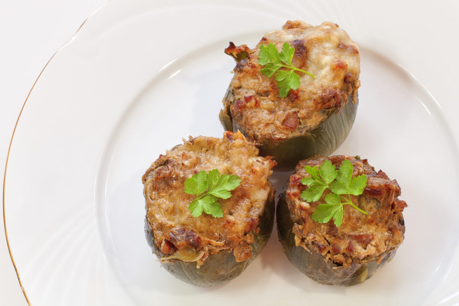 Artichauts farcis — plat préparé