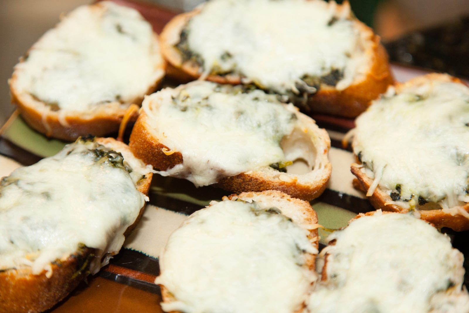 Tuscan Garlic Bread with Spinach — prepared dish